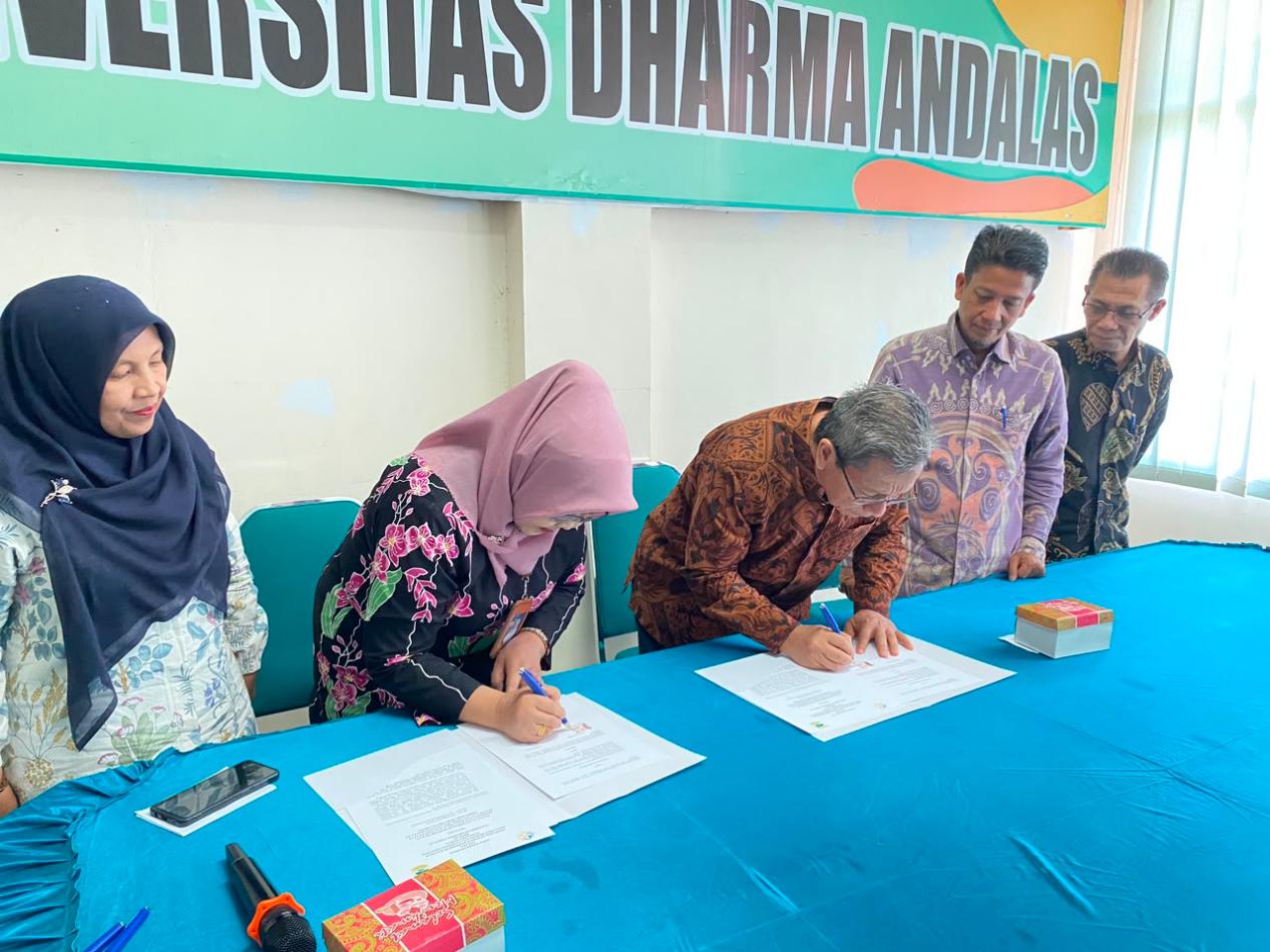 UNIDHA dan BKKBN Sumatera Barat Perkuat Sinergi melalui Penandatanganan Nota Kesepahaman untuk Mendukung Pembangunan Keluarga dan Percepatan Penurunan Stunting